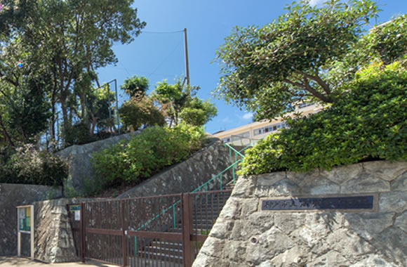 神戸市立高取台中学校