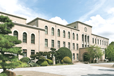 神戸大学